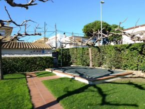 Apartment for four people with Swimming Pool